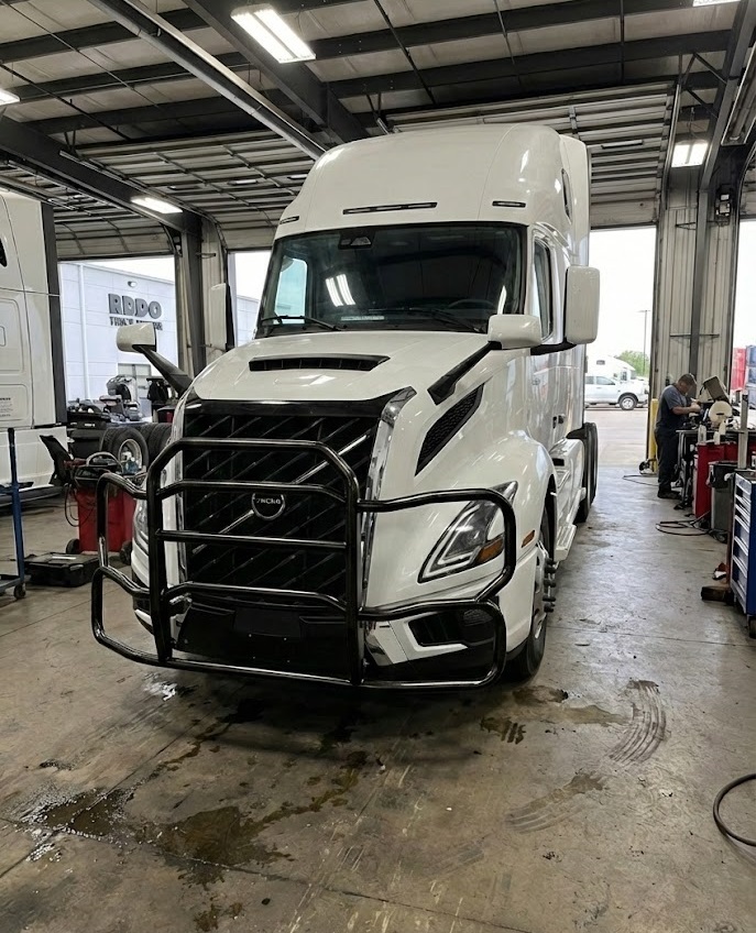 DEER GUARD VOLVO VNL 2026 (All-New) 7